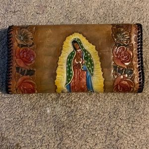 Lady Guadalupe Rose wallet